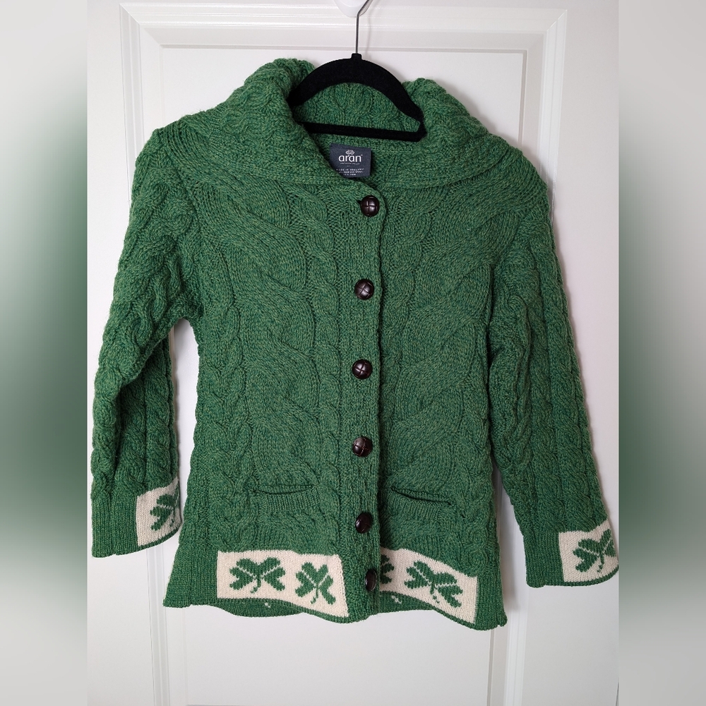 Aran Green Shamrock Cardigan Button up Sweater Size XS